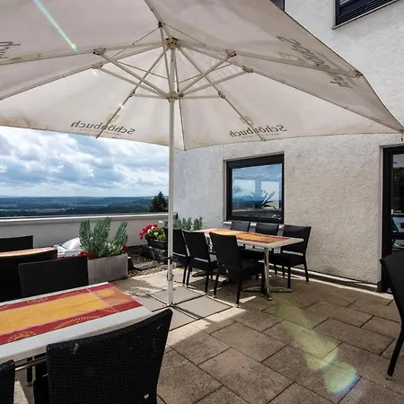 Ξενοδοχείο Pfefferburg 2*