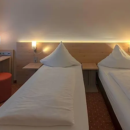 Hotel Pfefferburg 3*