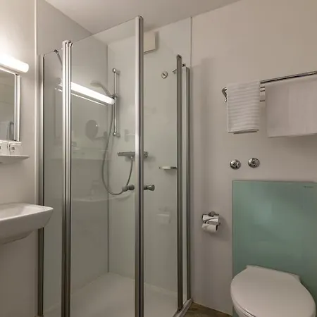 מלון Pfefferburg 2*